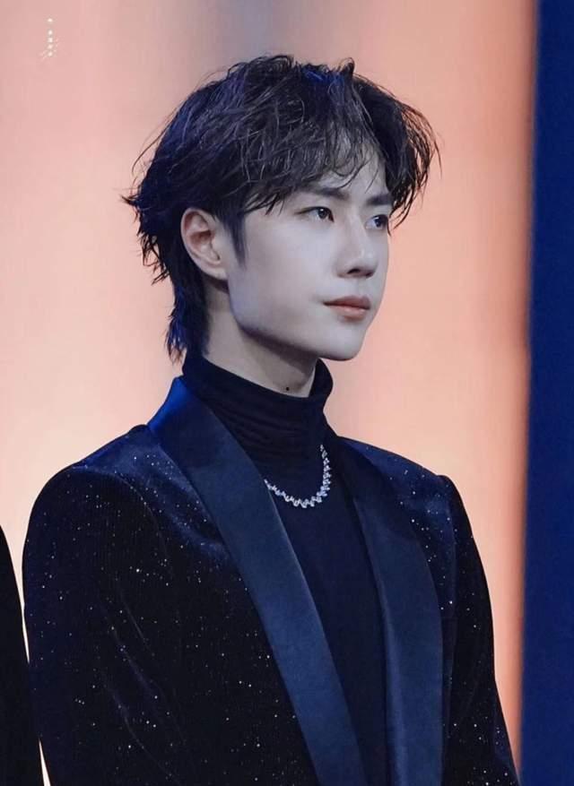 王一博肖战圈内化妆师爆料,明星化妆背后的秘密